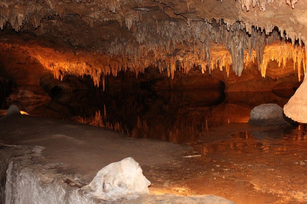 luray virginia, caves, caverns, Spelunking Kit