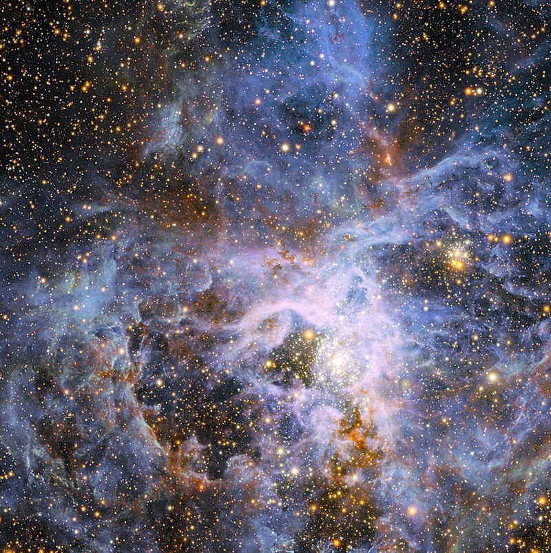 Knowledge, The planes, By ESO/M.-R. Cioni/VISTA Magellanic Cloud survey. Acknowledgment: Cambridge Astronomical Survey Unit - http://www.eso.org/public/images/eso1117a/, CC BY 3.0, https://commons.wikimedia.org/w/index.php?curid=15301533