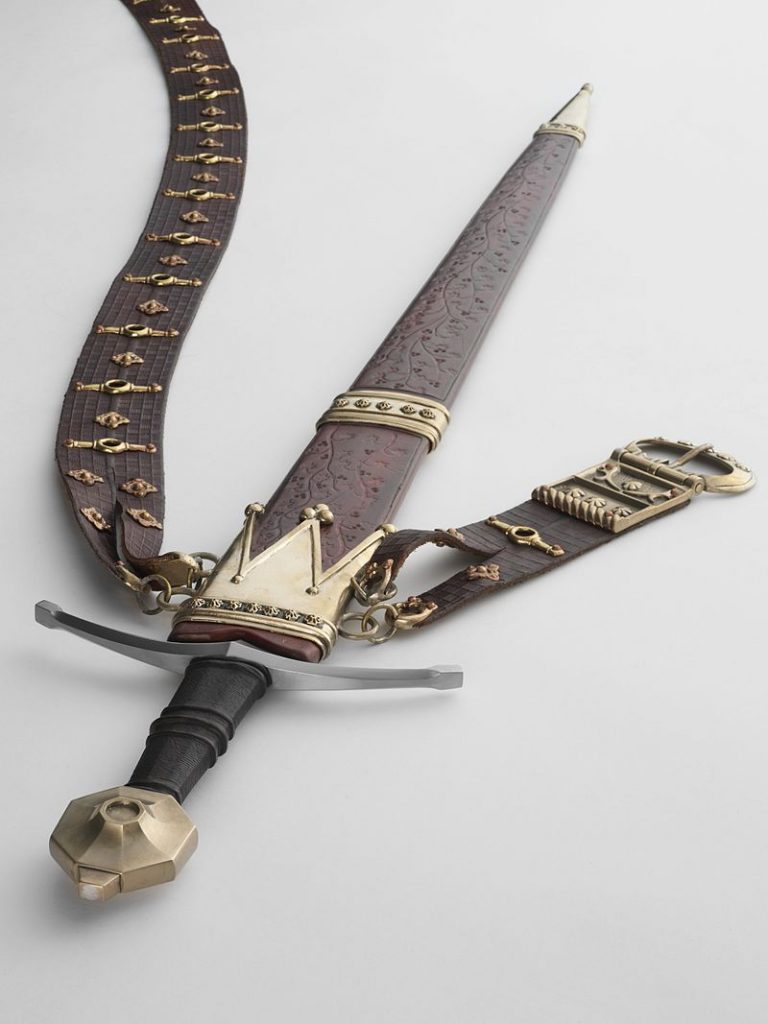 By Søren Niedziella from Denmark - Scabbard_Tod_Prince_Medieval_Sword_2Uploaded by tm, CC BY 2.0, https://commons.wikimedia.org/w/index.php?curid=21501015, Weapon Accessories, Armor Accessories