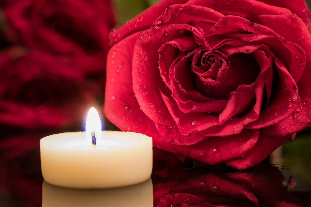 candle, red rose, candlelight, Rosemantle