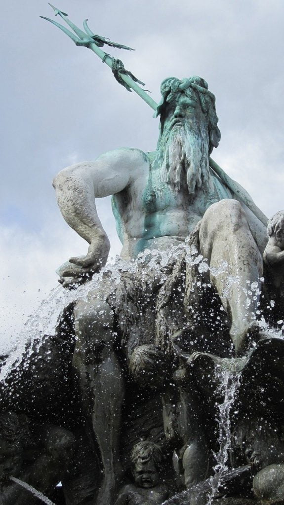 berlin, alexanderplatz, fountain of neptune-2227971.jpg, Trident