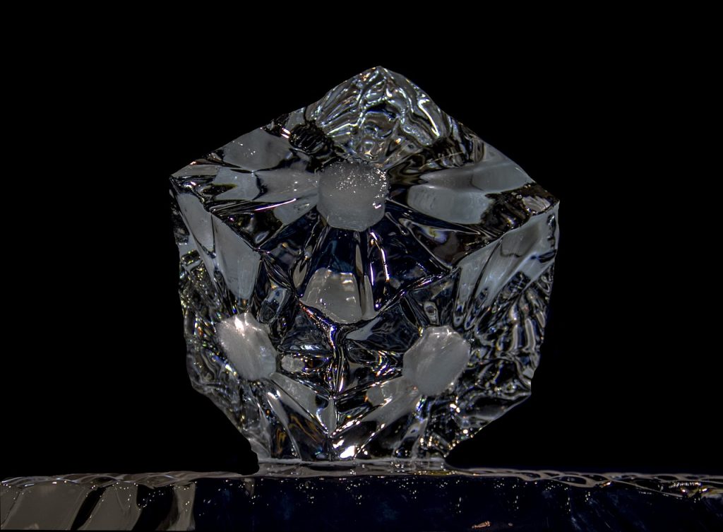 Cube of Frost Resistance, cube, ice, diamond-2349728.jpg