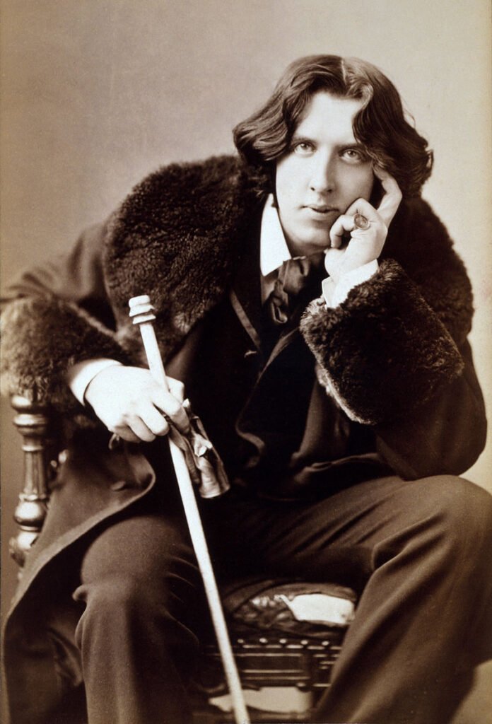 By Napoleon Sarony - Library of Congress, Public Domain, https://commons.wikimedia.org/w/index.php?curid=9816614, Oscar Wilde