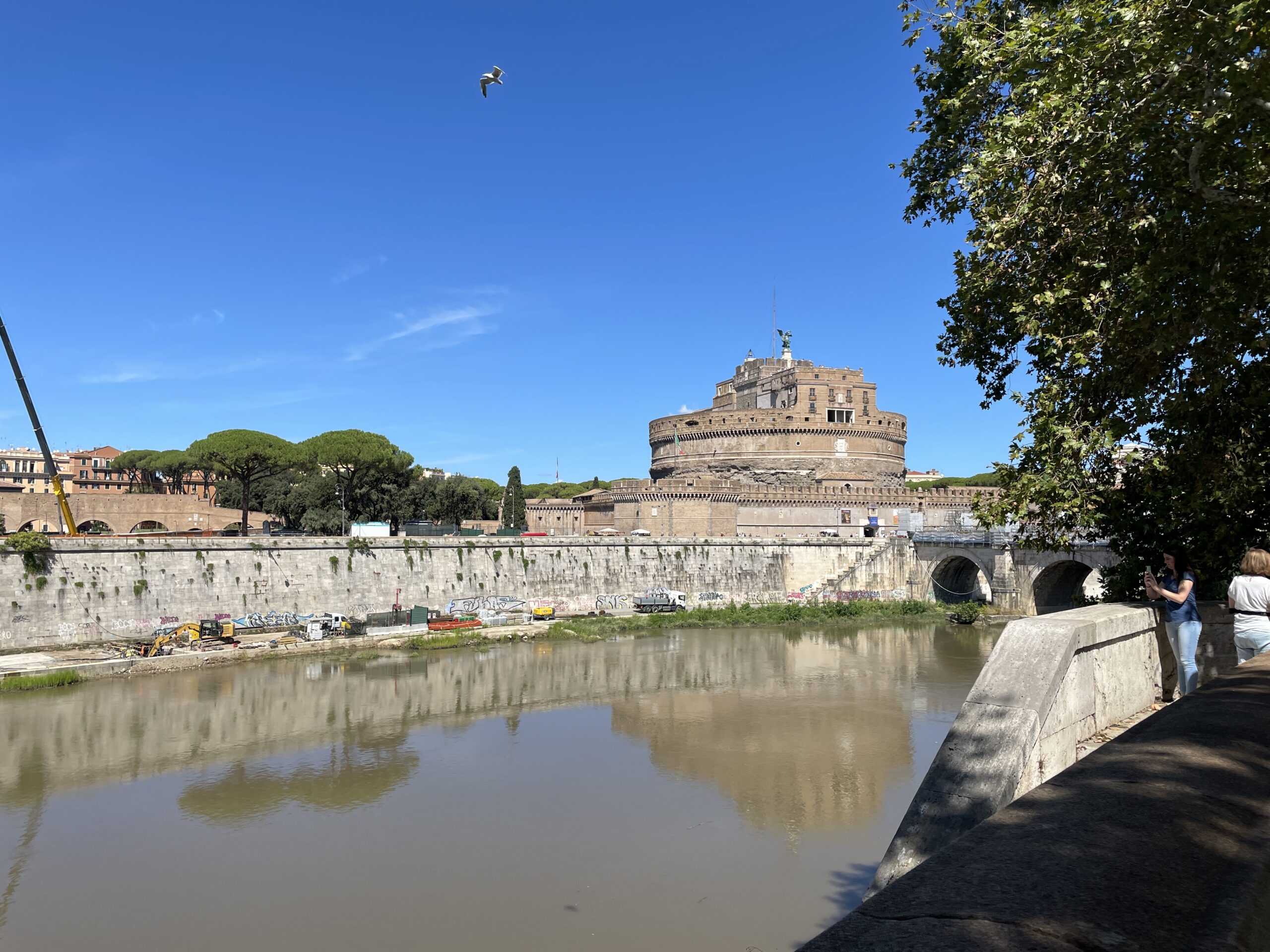 Rome above the Tiber, a city of ancient stone and competing courts