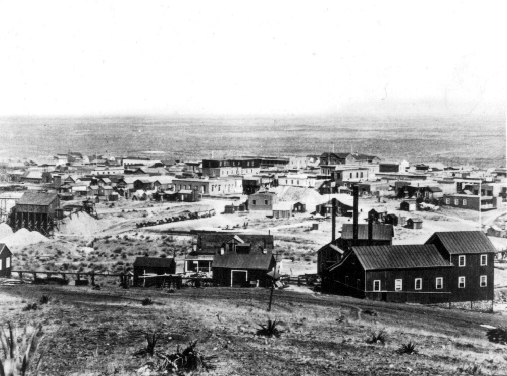 Tombstone around 1881, photographed from above the silver-mining town